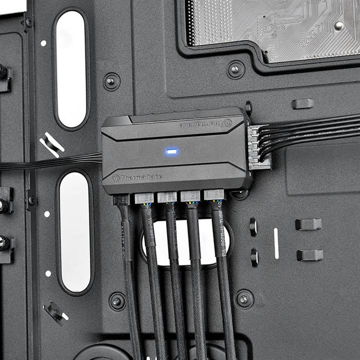Commander FP – 10 Port Hub for PWM Fans - Image 7