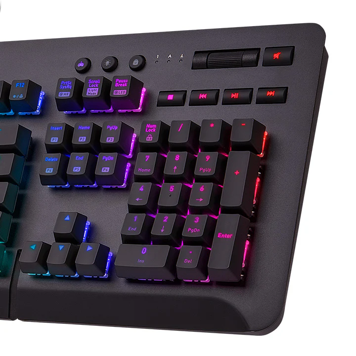 Level 20 GT RGB Razer gaming keyboard - Image 4