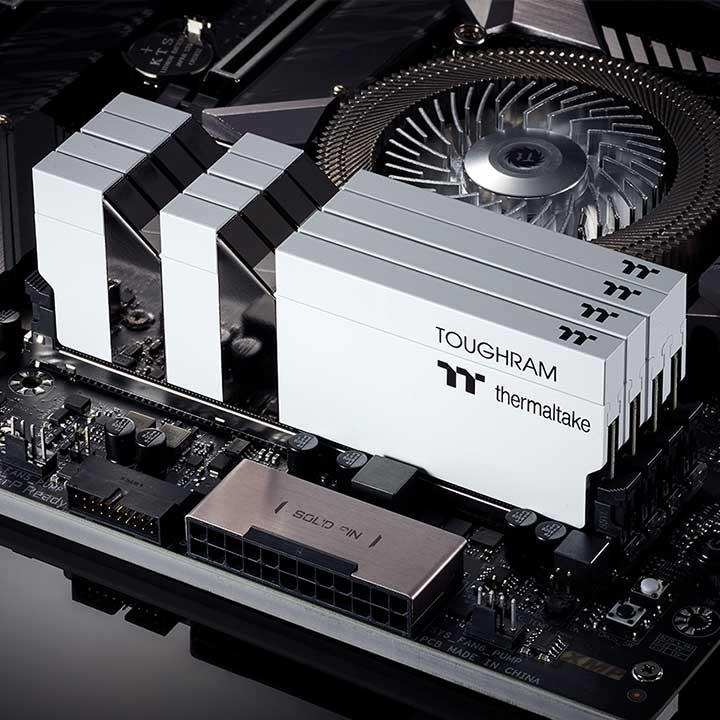 TOUGHRAM Memory White DDR4 4000MHz 16GB (8GB x 2) - Image 5