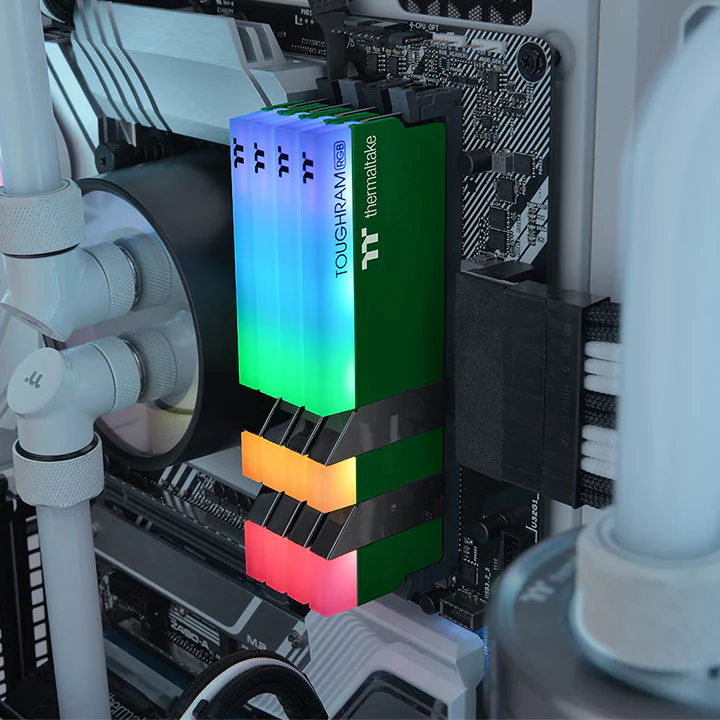 TOUGHRAM RGB Memory DDR4 3600MHz 16GB (8GB x2)-Racing Green - Image 6