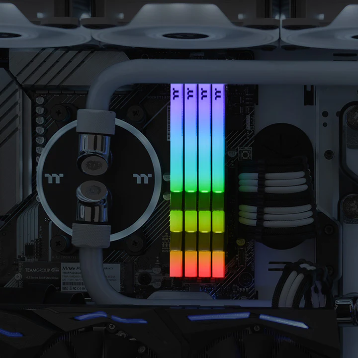 TOUGHRAM RGB Memory DDR4 4000MHz 16GB (8GB x 2)-White - Image 5