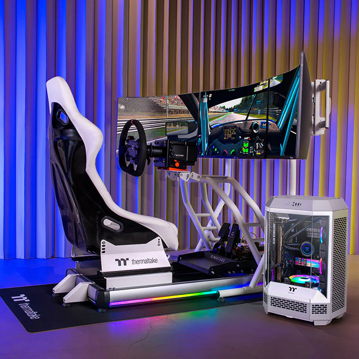 Triple Racing Monitor Stand Snow - Image 6